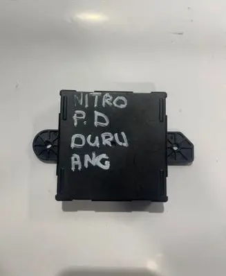 Dodge Nitro Door control unit/module 05026516AA 00404002B0 HW0619