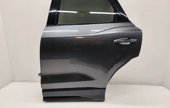 Audi Q3 F3 Rear door