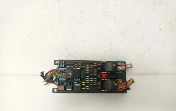 Land Rover Evoque I Fuse module BJ3214F041AB