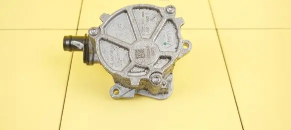 Nissan Juke II F16 Vacuum pump A2820909800 HR10