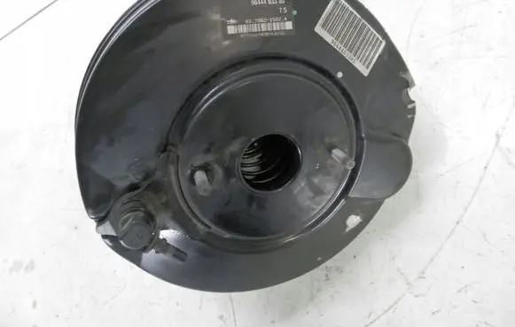 Peugeot 407 Brake booster 9644403380
