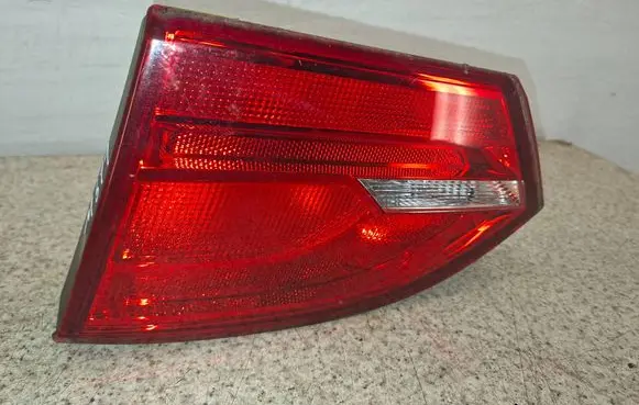 Volkswagen Jetta VI Tailgate rear/tail lights 5C6945260 5C6945260A