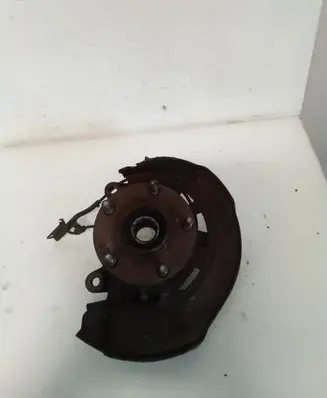 Toyota Verso Front wheel hub