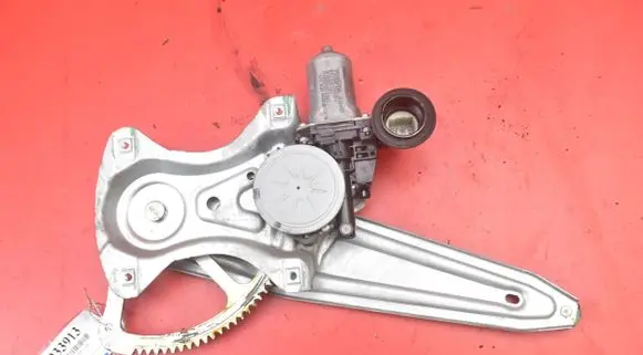 Toyota Auris E180 Rear door window regulator with motor 85720-0D120