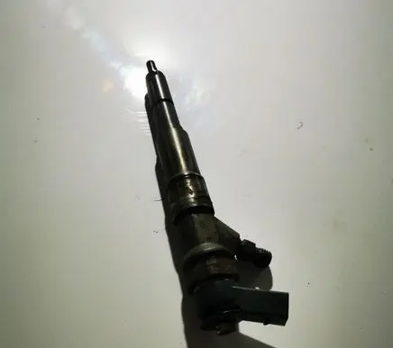 BMW 5 E60 E61 Fuel injector 0445110