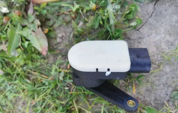 BMW 5 E39 Headlight/headlamp level sensor 00804311