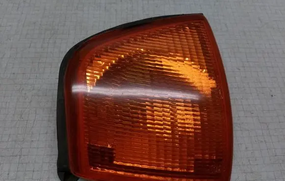 Audi 80 90 B3 Front indicator light 010200 KSAD002