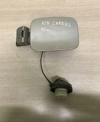 KIA Carens I Fuel tank cap