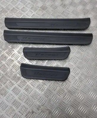 Hyundai Tucson TL sill trim set (inner) 85873D7000