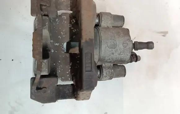 BMW X5 E70 Rear brake caliper 8947