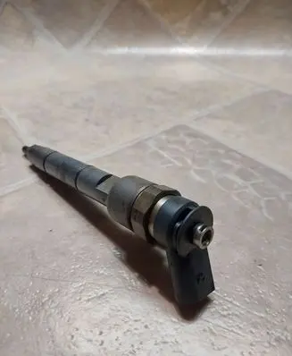 Mercedes-Benz A W169 Fuel injector A6400700787