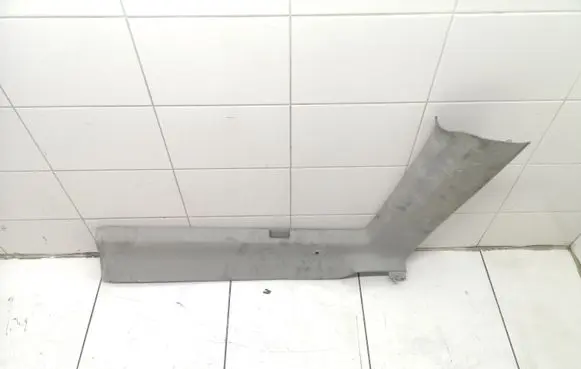 Volkswagen Transporter - Caravelle T4 (D)pillar trim (top) 705867245