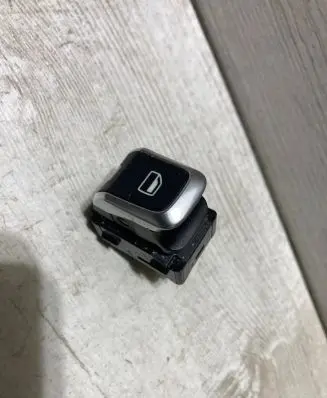 Audi A3 S3 8V Electric window control switch 8V0959855a