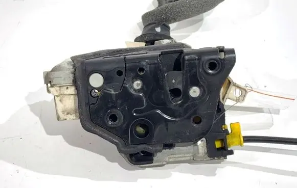 Audi A6 C7 Front door lock 8J1837015C