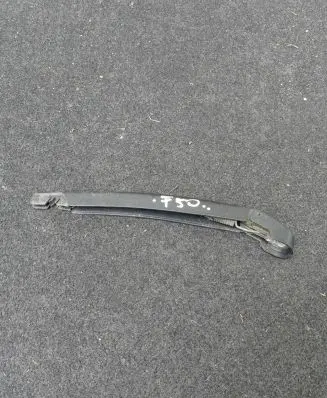 Fiat 500L Rear wiper blade arm