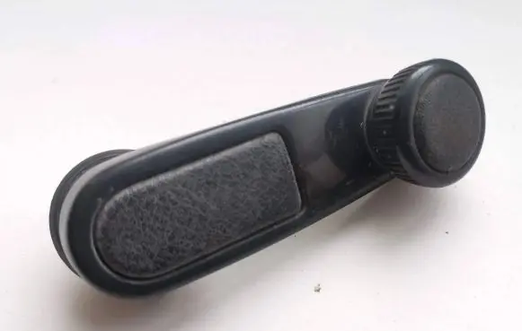 Citroen Berlingo Front door window winding handle 92538509