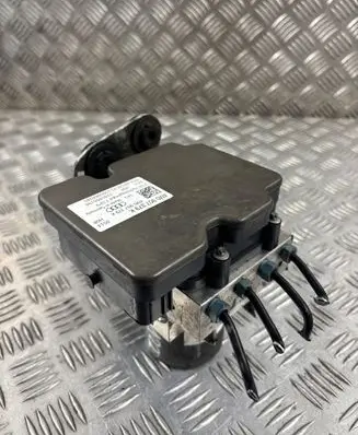 Audi Q7 4M ABS Pump 4M0907379K