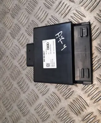 Audi A7 S7 4G Voltage converter/converter module 8K0959663F