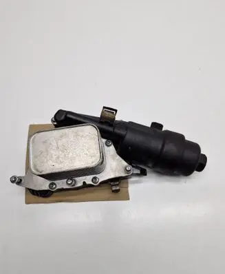 Oil filter mounting bracket
