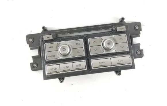 Jaguar XF Climate control unit 8X2318C858AF G925A 28149273