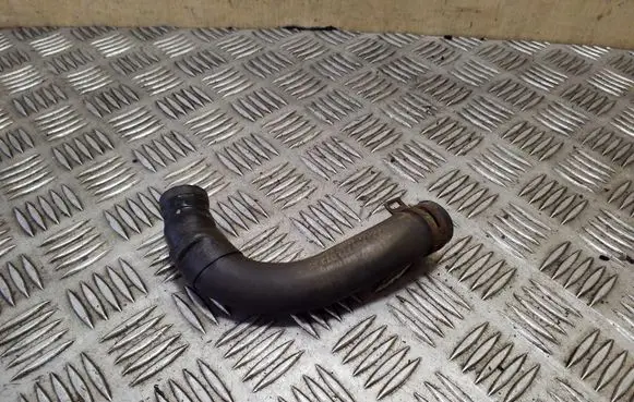 Volkswagen PASSAT B8 Engine coolant pipe/hose 5Q0122073AE