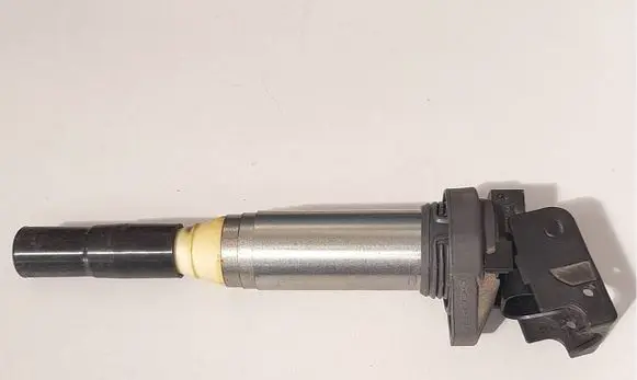 BMW M5 F90 High voltage ignition coil 8611236 12138611236