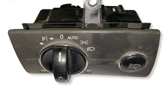 Mercedes-Benz E W211 Light switch 2115450104