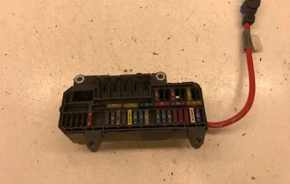 BMW 7 E65 E66 Fuse module 6113690058303 61136900583 6900583