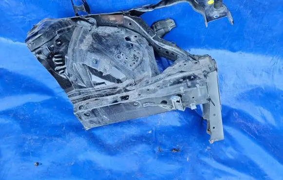 Toyota Prius (XW50) Front quarter panel 
