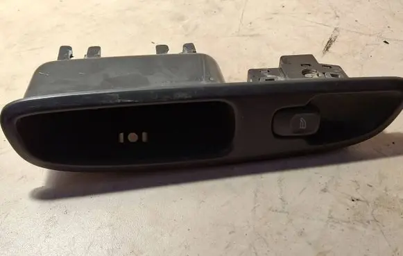 Volvo S60 Electric window control switch 9472275