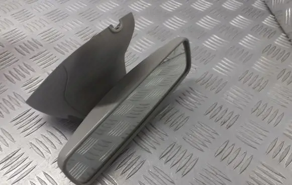 Subaru Legacy Rear view mirror (interior) 8200056426