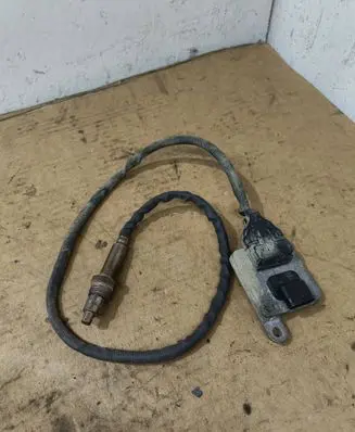 Mercedes-Benz C W205 Lambda probe sensor A0009053706 180930138414