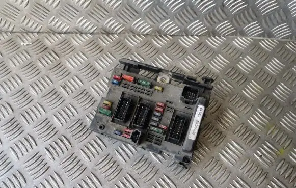 Peugeot 307 BSM Control unit 9646405480 BSMB5