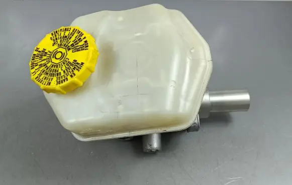 Dodge Durango Master brake cylinder 26425810083