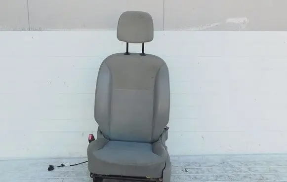 Renault Kangoo II Front driver seat 195184