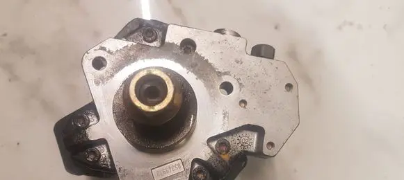 Jeep Cherokee Fuel injection high pressure pump 2445110030 05349912
