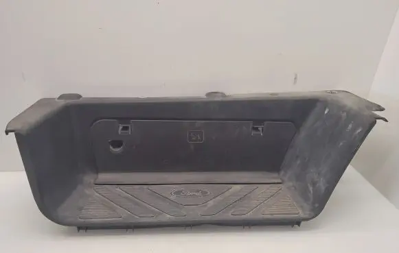 Ford Transit Front sill trim cover YC15V13246AL 26600M