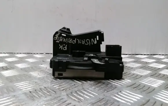 Nissan Primastar Front door lock 8200282323