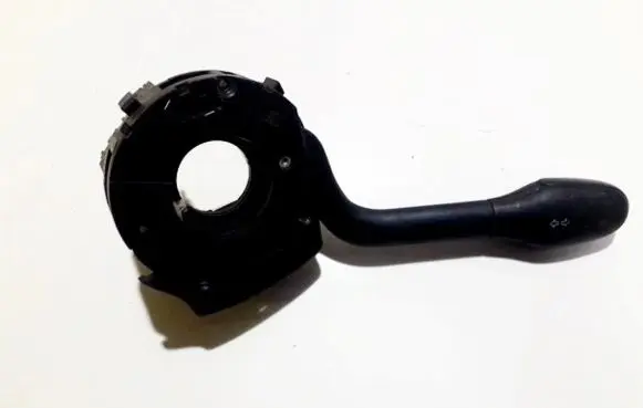 Volkswagen PASSAT B4 Indicator stalk dotsaeqc88s97
