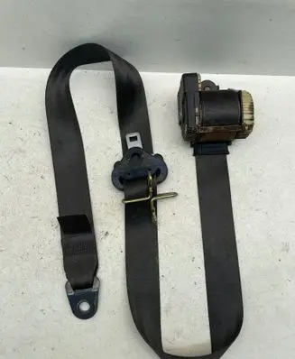 Citroen C3 Front seatbelt 041047 65552