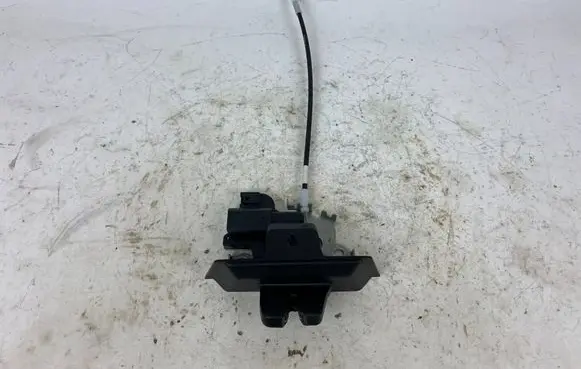 Toyota Mirai II Loading door lock 