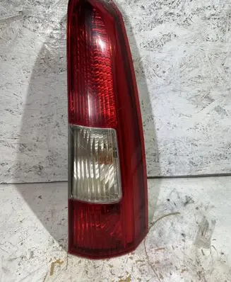 Volvo V70 Rear/tail lights 9154494