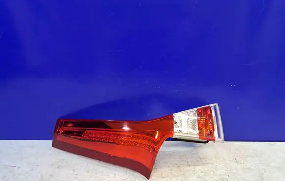 Volvo XC70 Rear/tail lights 31395923 31395786