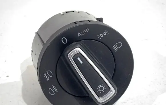 Volkswagen Golf VII Other switches/knobs/shifts 5G0941431BD