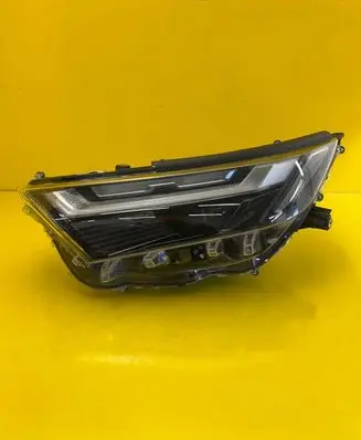 Toyota RAV 4 (XA50) Headlight/headlamp 81150-42E10