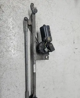 Opel Vectra B Front wiper linkage and motor 90504143