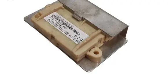 BMW 5 E39 Alarm control unit/module 8376993 DA5816012 52010404B