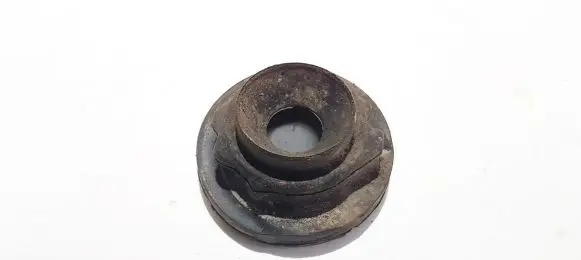 Volkswagen Golf IV Front coil spring rubber mount 