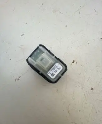 Tailgate opening switch