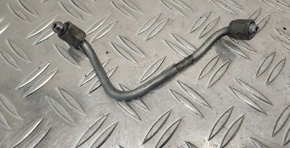 Toyota Avensis T270 Fuel main line pipe